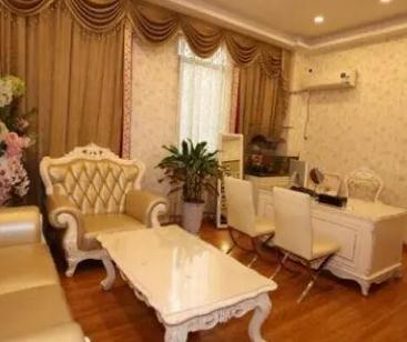 武漢陳繼忠醫(yī)療美容外科診所_咨詢室