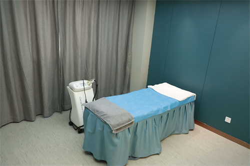 吳江萊之美醫(yī)療美容門診部_治療室