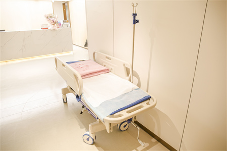 渭南現代婦科醫(yī)院整形外科_移動輸液