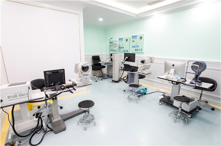 通遼華正眼科醫(yī)院_檢測儀器