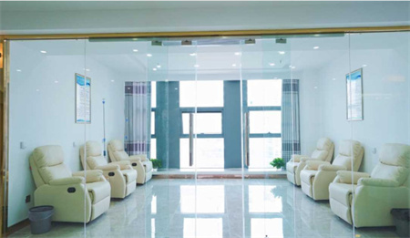 天津鉅美醫(yī)療美容門診部_輸液區(qū)