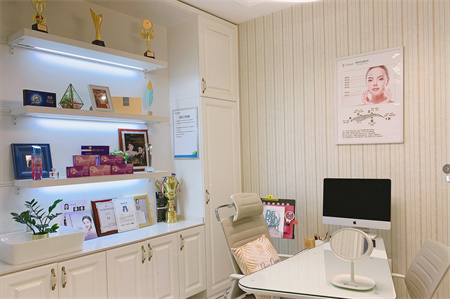天津德爾美客袖彥堂醫(yī)療門診部_咨詢室