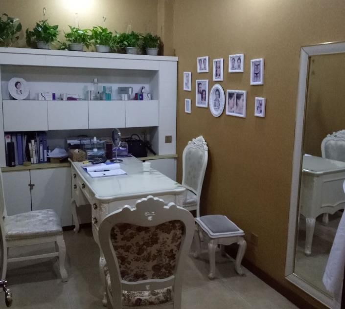 唐山纖嫣醫(yī)療美容診所_咨詢室