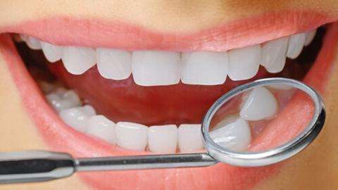 門牙種植牙最快多久可以完成？