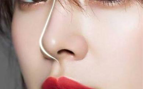 做個(gè)隆鼻手術(shù)多少錢？影響隆鼻價(jià)格的因素有哪些？