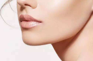 墊下巴后為減輕痛疼感應該怎么做？