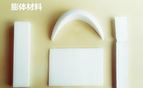 膨體隆鼻常見材料