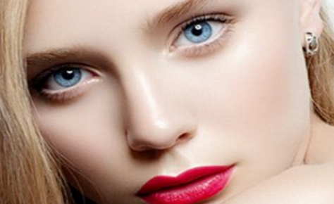 國(guó)產(chǎn)膨體隆鼻還是進(jìn)口好？