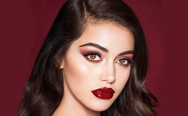 額頭皺紋的原因是什么？