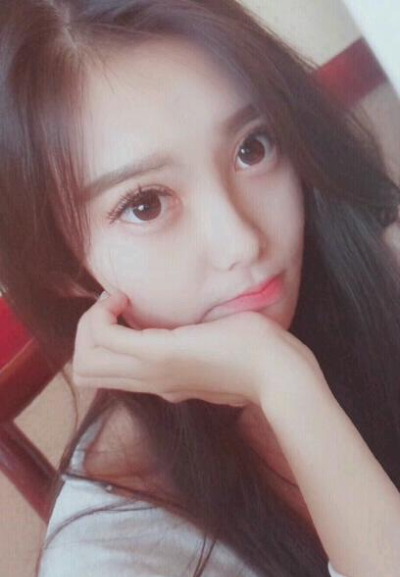 上海新健威醫(yī)療美容門(mén)診部做雙眼皮手術(shù)最終效果