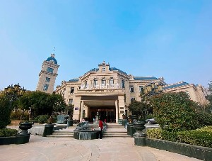 鄭州麗享天元醫(yī)療美容醫(yī)院